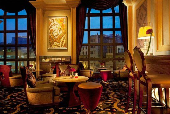 RendezVous Lobby Bar